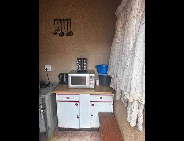 2 BEDROOM HOUSE FOR SALE IN ZONKIZIZWE